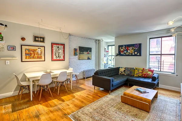 Sold by Tyler Vincent Real Estate Inc | media 14