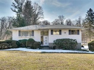 36 Minkel Rd, Ossining, NY 10562