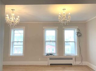 71-50 68th St, Ridgewood, NY 11385