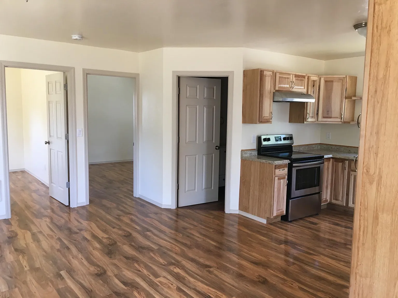 5 Bailey Dr — Photo 2