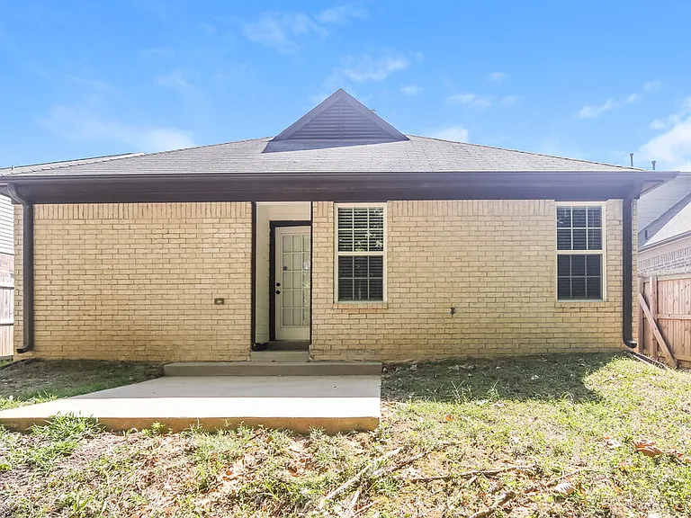 7333 Green Ash Dr — Photo 16