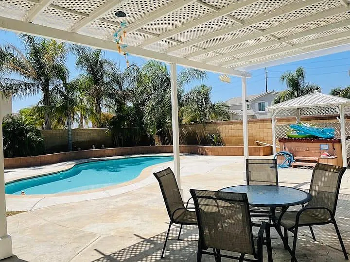 2571 Estuary Ct