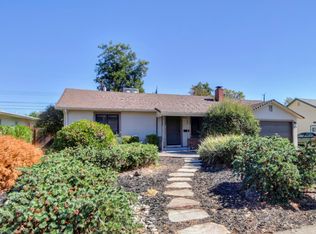 2530 Castlewood Dr, Sacramento, CA 95821