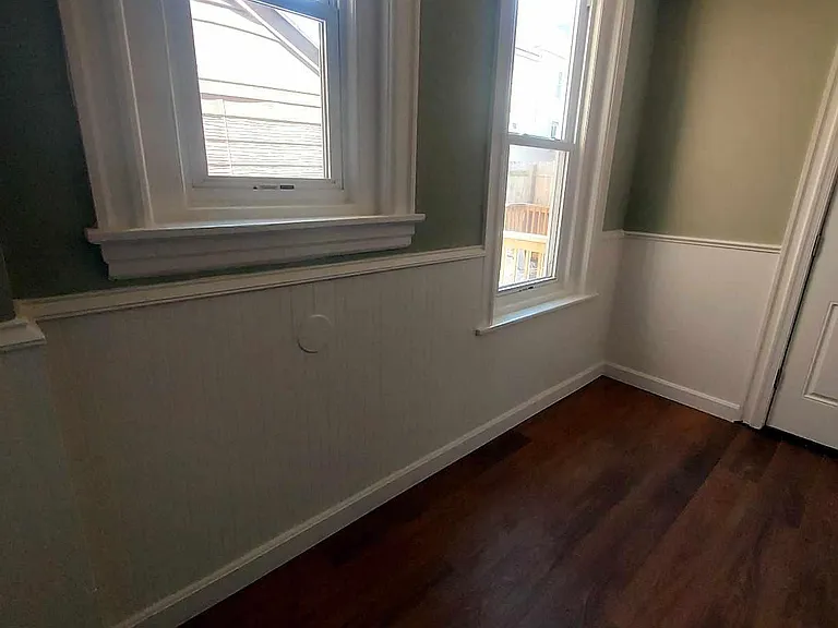mud room