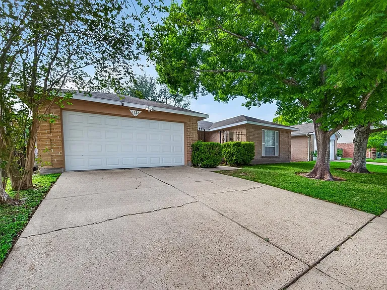 1122 Woodbridge Ave — Photo 4