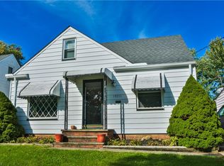 15711 Corkhill Rd, Maple Heights, OH 44137