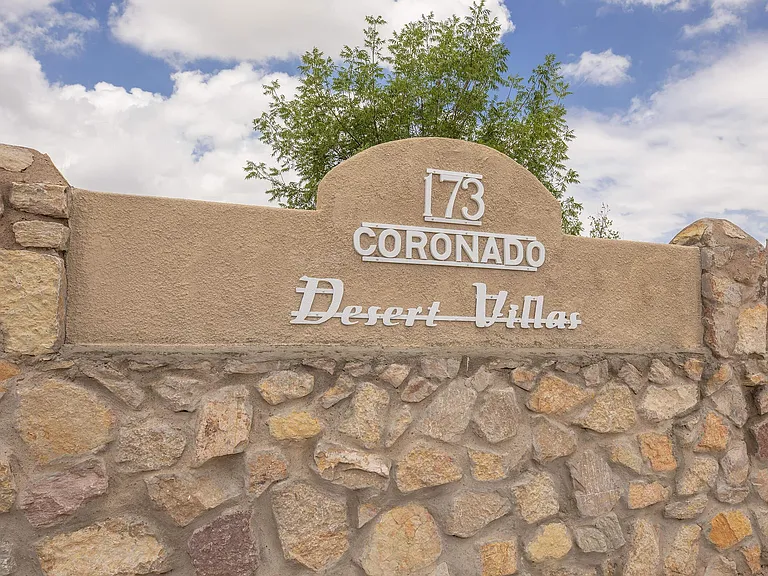 Desert Villas — Photo 15
