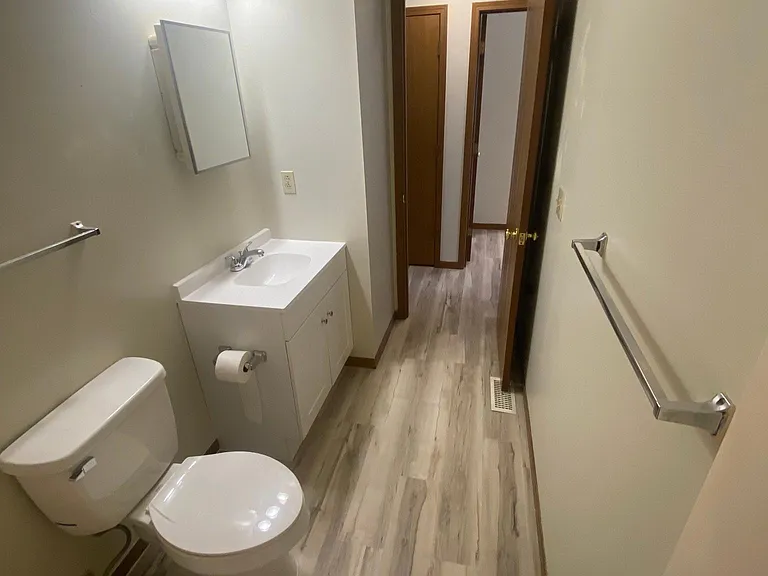 608 Linda Ln #B — Photo 12