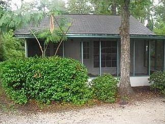 3rd image of 60 Yacht Club Dr NE APT 14