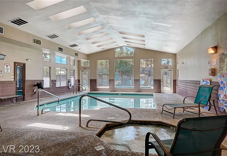 2750 S Durango Dr — Photo 5