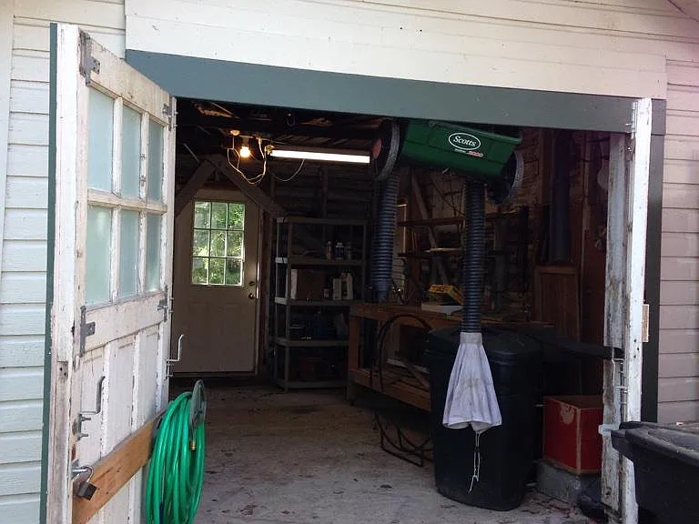 Large Shed with Access to the Alley