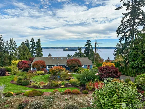 21322 NE President Point Road, Kingston, WA 98346