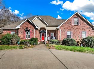 2410 Dunbar Rd, Woodlawn, TN 37191