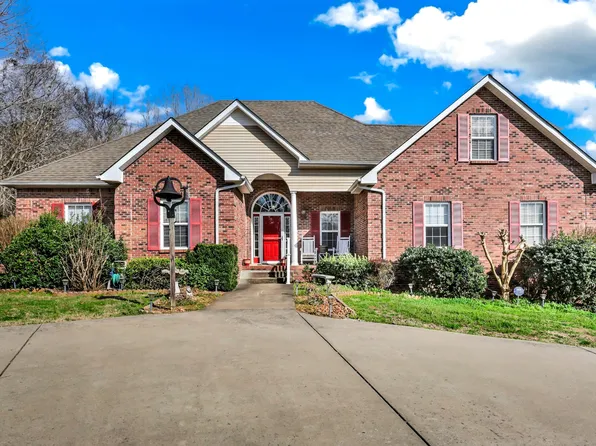 2410 Dunbar Rd, Woodlawn, TN 37191