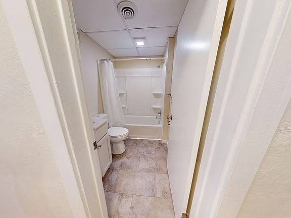 3rd image of 7040 Monticello St #11