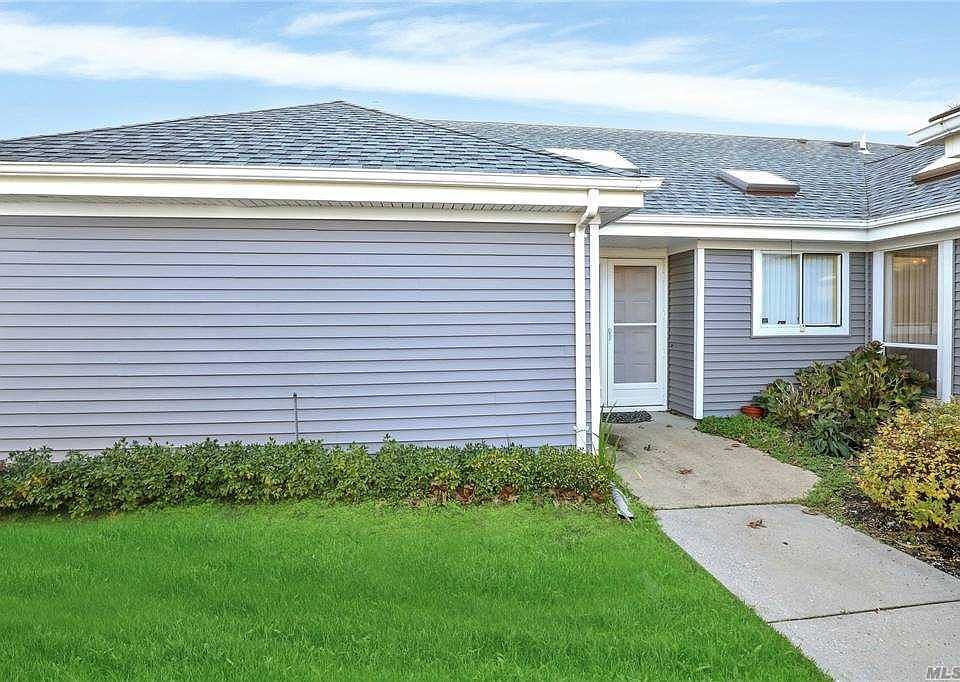 1st image of 277 Dockside Ct