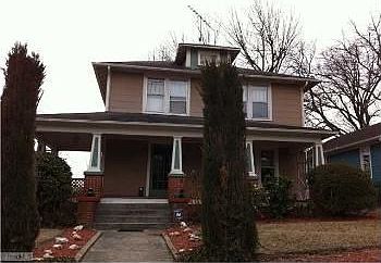 2nd image of 624 Park Ave