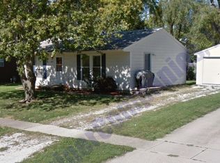 3202 Saratoga Dr, Champaign, IL 61821