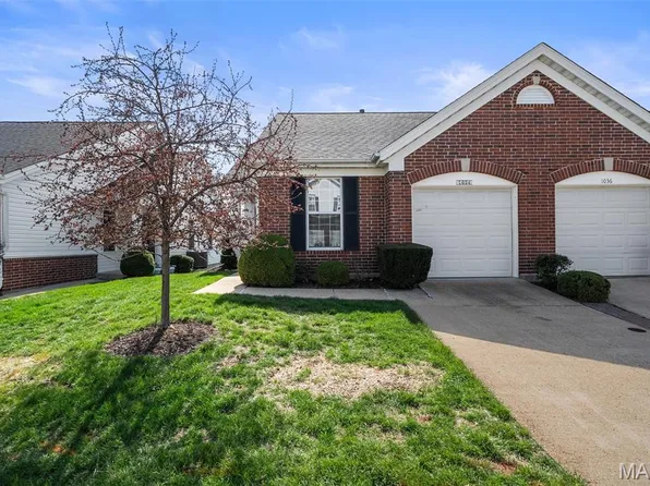 1034 Big Bend Crossing Dr, Valley Park, MO 63088