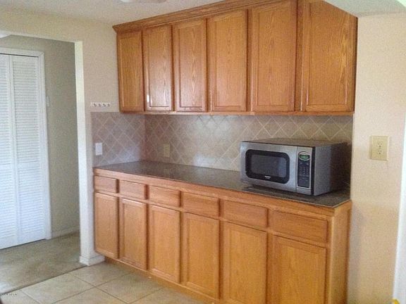2nd image of 345 Hilltop Dr
