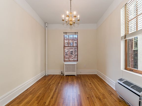 4th image of 308 W 92nd St APT 4B