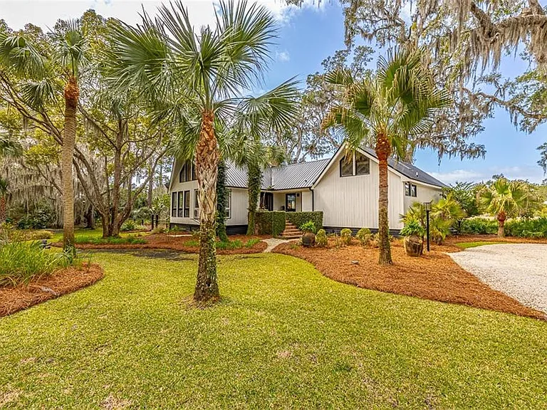 6201 Frederica Rd — Photo 58