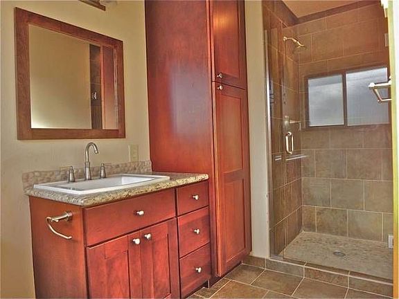 master bedroom bath