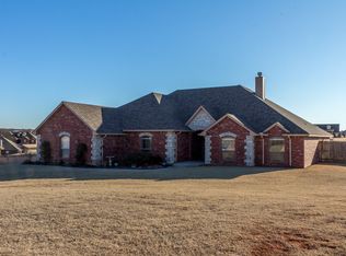 1727 Classic Run, Guthrie, OK 73044