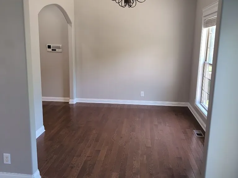1320 Vantage Ct — Photo 9