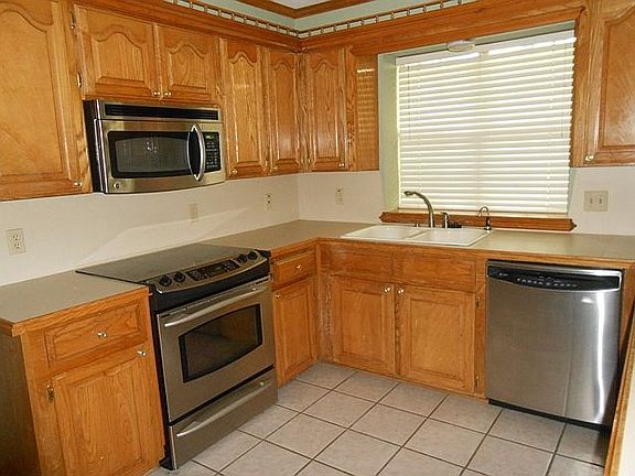 5th image of 1506 E 29th St
