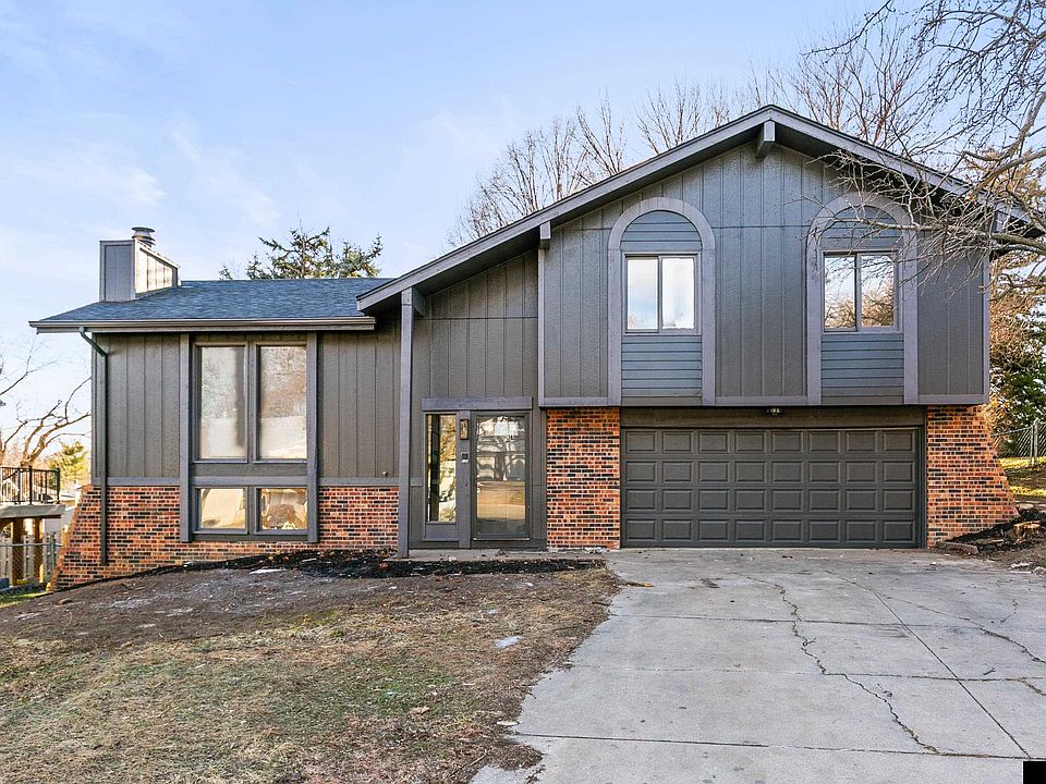 1st image of 15229 Lincoln Cir