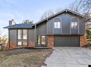 15229 Lincoln Cir, Omaha, NE 68154