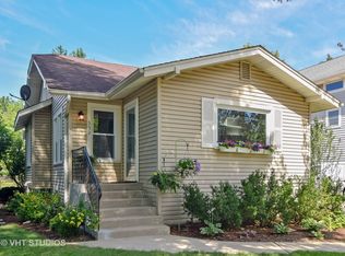 532 S Princeton Ave, Villa Park, IL 60181
