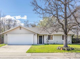 5850 Old Barn Way, Redding, CA 96001