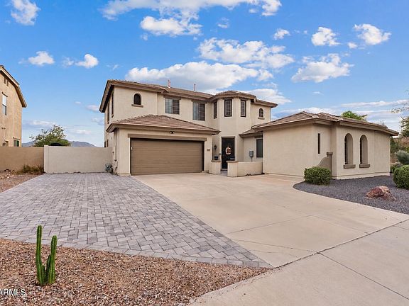 3rd image of 3759 E POWELL Way