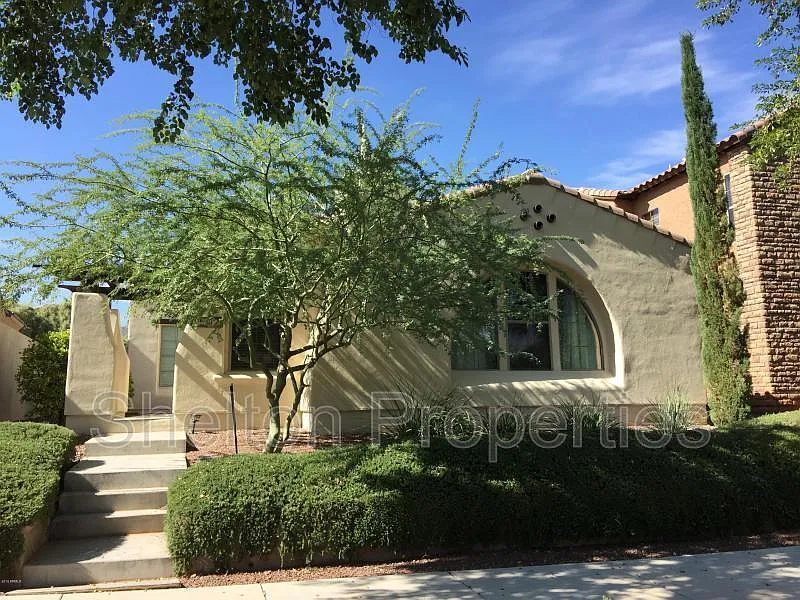 3 bed, 2.0 bath, 1760 sqft, $2,595 — Photo 1