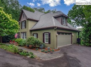 170 Wonderland Woods Dr, Blowing Rock, NC 28605