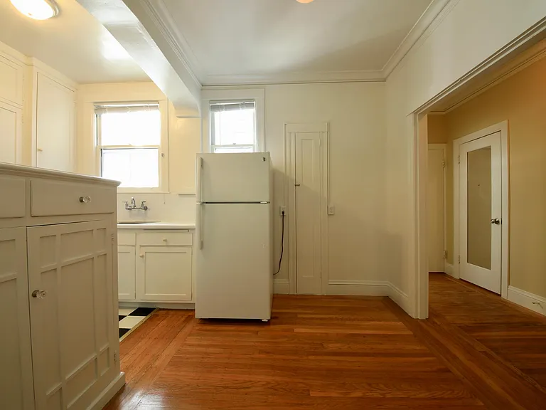 1845 Gough St #4 — Photo 8