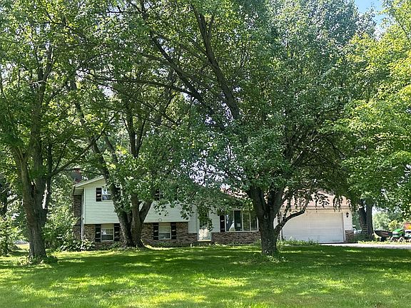 3rd image of 41819 Biggs Rd
