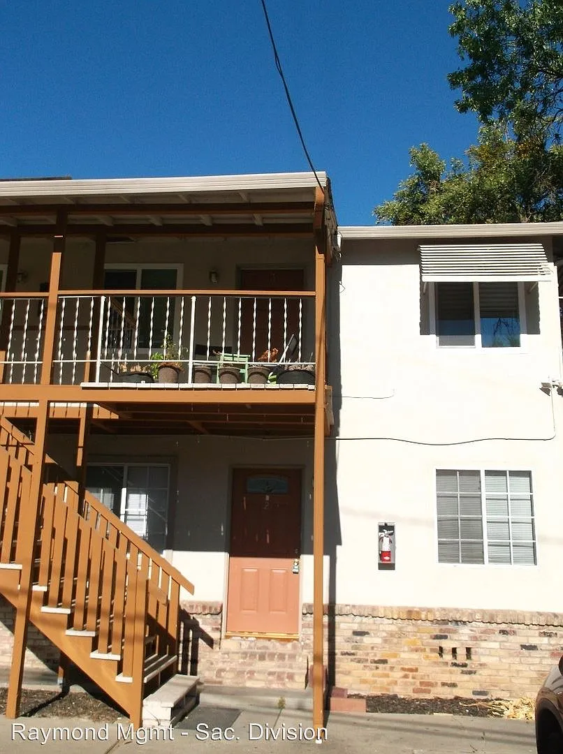 2701 San Fernando Way APT 02 photo 1