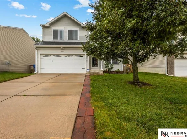 10901 Girard St, Omaha, NE 68142