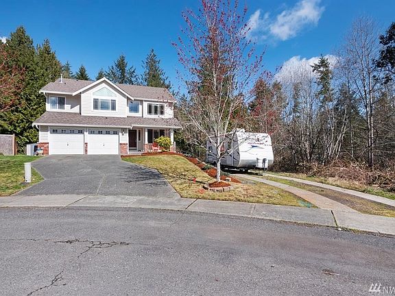2nd image of 12031 Thackery Pl NW