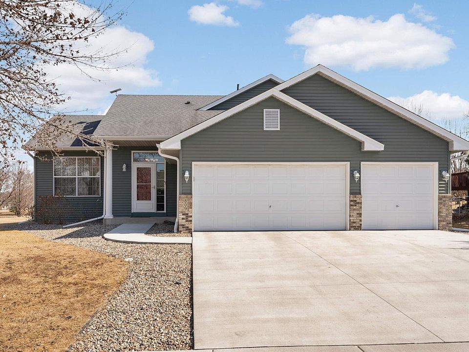 1st image of 809 Lindsey Ln