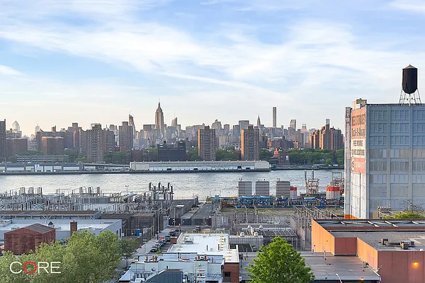 Rented by CORE | media 14