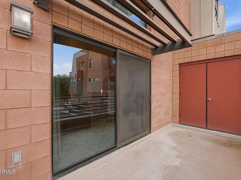 330 S Farmer Ave #126 — Photo 33