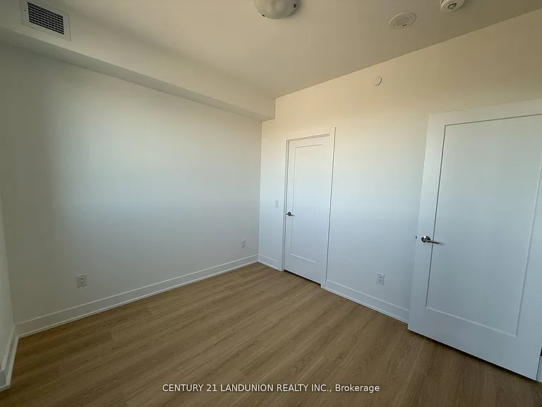 2545 Simcoe St N #Penthouse 19 — Photo 9