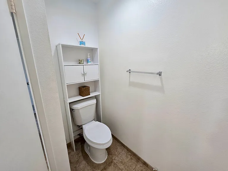2565 Solano Rd #D — Photo 11