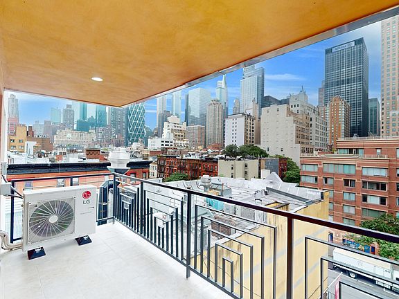 3rd image of 402 W 50th St #7FR