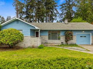 1215 Warner St NE, Olympia, WA 98516