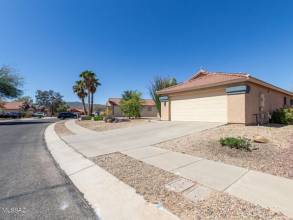 3rd image of 7048 W Harcuvar Dr